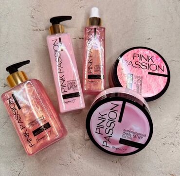 спрей для мужчин чтобы долго стоял: Набор парфюмированной косметики "Pink Passion" от Sinsation включает в