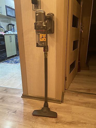 elektrik samavar: Elektrikli supurge isleyir — 1