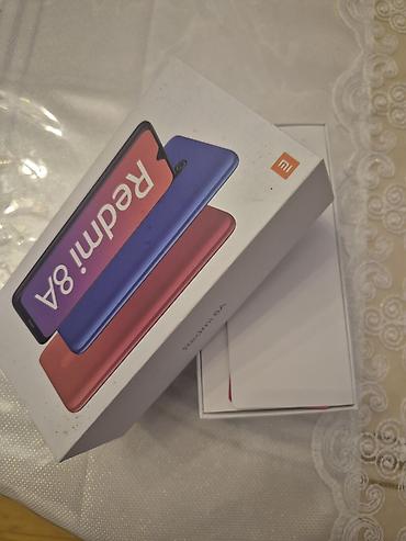 ucuz qiymətə telefon: Xiaomi 32 GB, rəng - Göy, 
 İki sim kartlı — 3