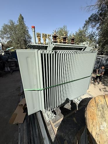 Силовые трансформаторы: Масляный силовой трансформатор с радиаторными панелями охлаждения — 2