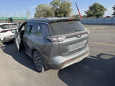 byd e1: Weltmeister W6, 2022 г., 23000 км, Передний, В наличии — 6
