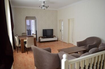 Həyət evləri və villaların satışı: Binəqədi qəs. 5 otaqlı, 220 kv. m, Kredit yoxdur, Yeni təmirli — 10