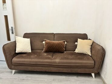Sifarişlə divanlar: Divan, Qonaq otağı üçün, Parça, Bazasız, Açılan, Amerikanka