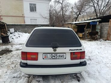 Volkswagen: Volkswagen Passat Variant: 1994 г., 1.8 л, Механика, Бензин, Универсал — 2