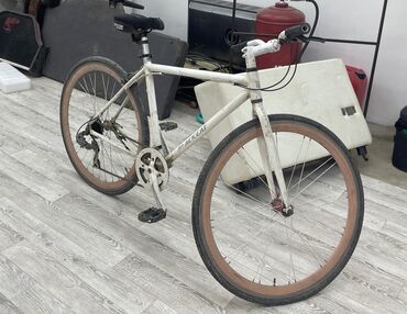 Шоссейные велосипеды: Шоссейный велосипед, Alton, Рама L (172 - 185 см), Сталь, Германия, Б/у