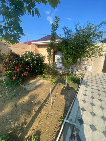 həyət evi ramana: Ramana qəs. 3 otaqlı, 120 kv. m, Kredit yoxdur, Yeni təmirli