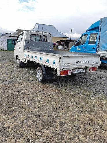 жак бу: Жеңил жүк ташуучу унаа, Hyundai, Стандарт, 1,5 т, Колдонулган — 4