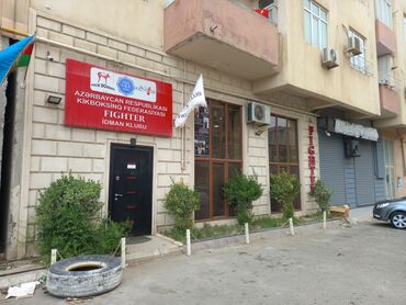 аренда помещений под кафе ресторан: Təcili satılır. Hal hazırda idman zalı kimi fəaliyyət göstərir, bir az