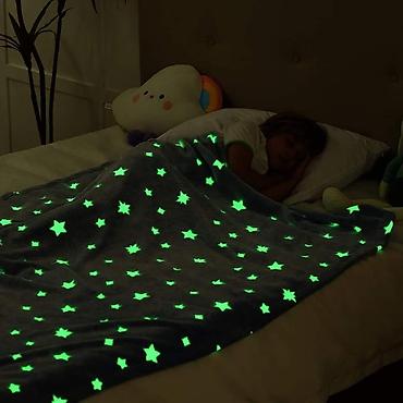 Ćebad i pokrivači: 🦄Dečije svetleće ćebe🦄 🦄Dimenzije-150*200 🦄Cena- 2000 din — 16