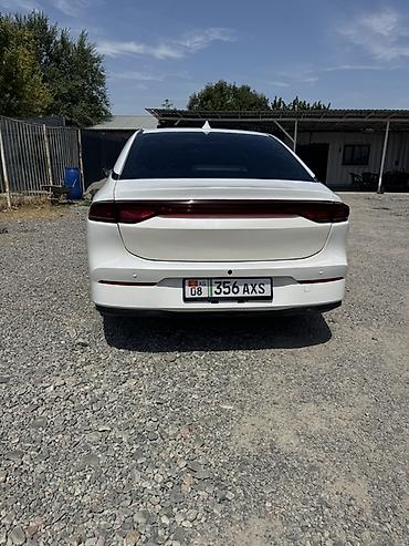 byd e1: Электромобиль седан GAC Aion S (белый) Основные особенности: - — 2