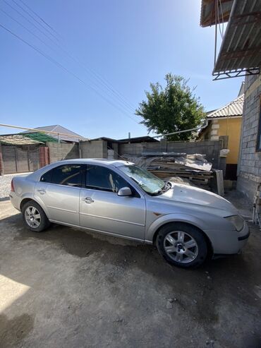 фит машина: Ford Mondeo: 2004 г., 2 л, Автомат, Бензин, Седан