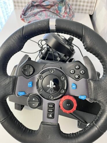 işlənmiş pitminutka: Logitech G markalı yarış sükanı və pedalları.uzun sözə ehtiyac yoxdur