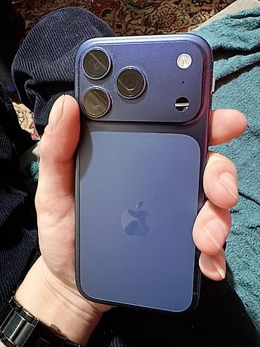 iphone se 2023: IPhone 17 Pro, 256 GB, Göy, Face ID — 7