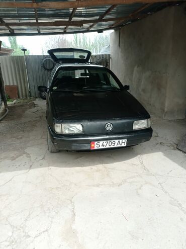 Volkswagen: Volkswagen Passat: 1990 г., 2 л, Механика, Бензин, Универсал