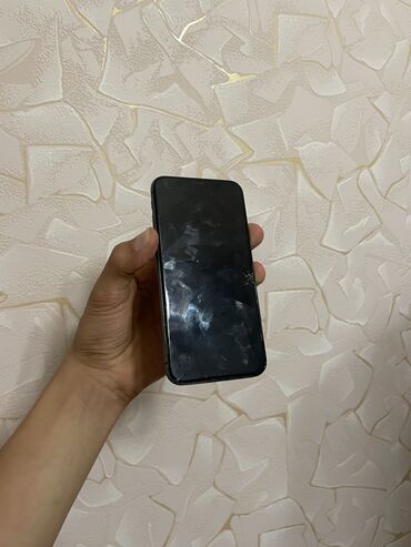 ayfon ucun ekran sekilleri: IPhone X, Qara