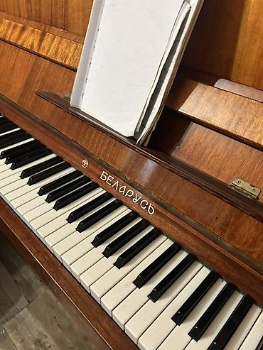 Belarus fortepiano - Model: “Беларусь” - Korpus: laklı təbii ağac lalafo.az -da Belarus fortepiano - Model: “Беларусь” - Korpus: laklı təbii ağac
