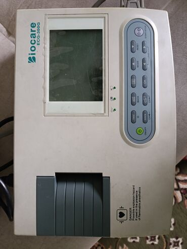 узи лошадей: Аппарат для электрокардиографии Biocare ECG-300G. Предназначен для