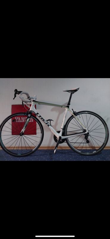 İdman velosipedləri: İşlənmiş Şose velosipedi Trek, 28", sürətlərin sayı: 11, Ünvandan götürmə — 2