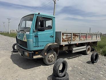 bud e9: Грузовик, Mercedes-Benz, Стандарт, 3 т, Б/у — 3