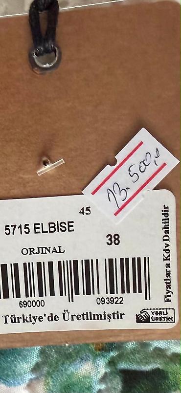 bermude cena: Potpuno nova haljina sa etiketom, placena 13500. Od gospodje sudije — 7