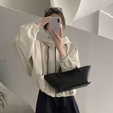 Пуховики и зимние куртки: 1500com at lalafo.kg — 4 Пуховики и зимние куртки: 1500com — 4