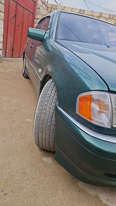 Digər avtomobillər: Satılır: yüngül minik avtomobili Əsas xüsusiyyətlər: - Kuzov: sedanın — 2