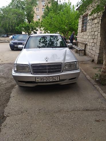 mercedes c230 kompressor 1998: Mercedes-Benz C-Sinif Universal (W202) – gümüş rəng • Kuzov: universal — 1