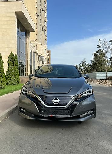 нисан леаф: Nissan Leaf: 2018 г., Автомат, Электромобиль, Хэтчбэк — 2