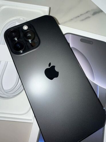 Apple iPhone: IPhone 16 Pro Max, Новый, 1 ТБ, Black Titanium, Зарядное устройство, Защитное стекло, Чехол, 100 %