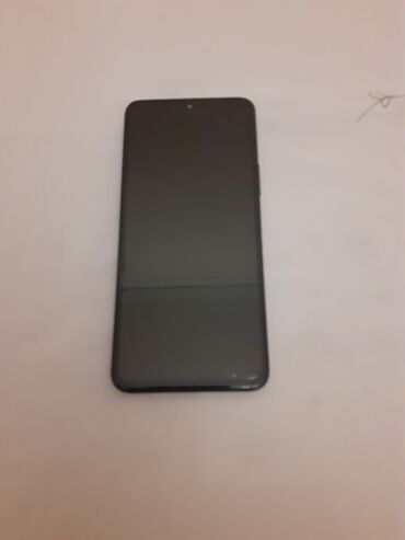 телефон fly iq4406: Honor Markali telefon 4 kamerasi var. - Tam ekran ön panel, yuxarı