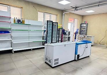 Продажа магазинов: Продажа магазинов В жилом доме, 66 м², 1 этаж — 5