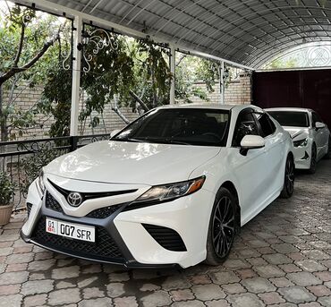 Toyota: Toyota Camry: 2018 г., 2.5 л, Автомат, Бензин, Седан