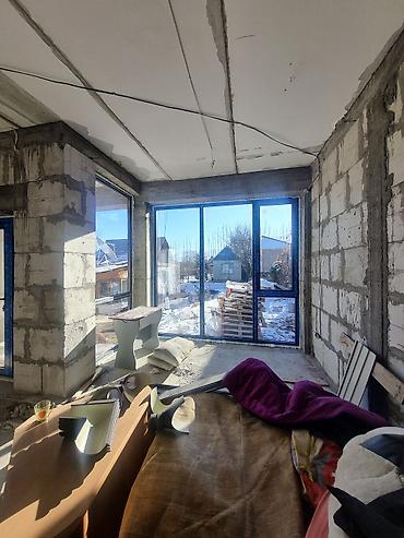 Продажа коттеджей и домов: Продаю дом село байтик 200 квадрат метр, 5 комнаты + 3 комнатный — 9