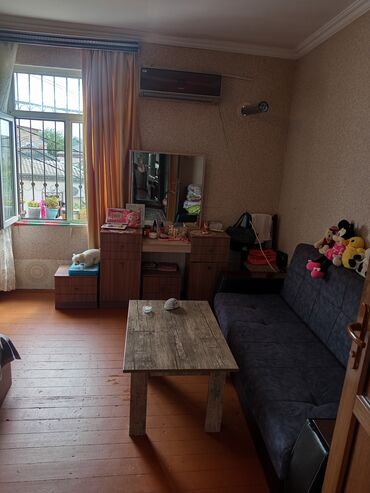 Həyət evləri və villaların satışı: 3 otaqlı, 85 kv. m, Orta təmir — 9