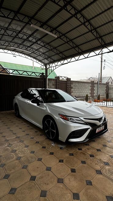 Toyota: Toyota Camry: 2018 г., 2.5 л, Типтроник, Бензин, Седан