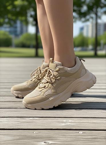 Кроссовки и спортивная обувь: Кроссовки, 40, Max Mara Weekend, Новый, цвет - Бежевый, Бесплатная доставка, Платная доставка, Самовывоз — 1