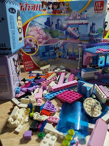 Konstruktorlar: Lego alinib ama oynadilmayib yenidir. Qiymet 20 manata . Unvan — 1