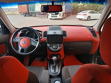 Kia: Kia Soul: 1.6 l | 2009 il Krossover — 14