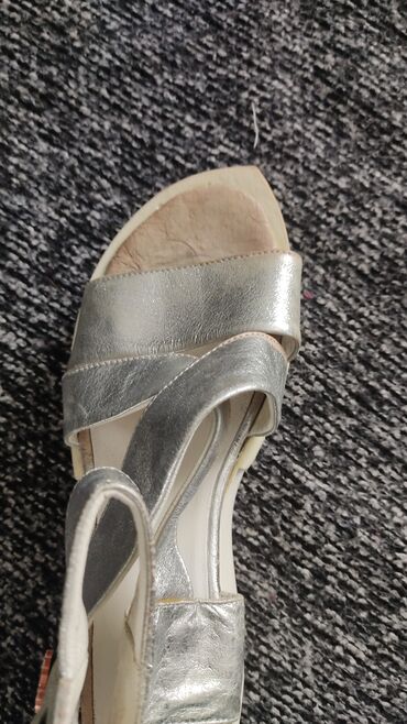 Туфли: 1)Макасы кожа лёгкие,оч мягкиестелька - подушечка( размер — 5