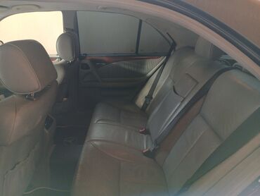 Mercedes-Benz: Mercedes-Benz E 240: 2.4 l | 1998 il Sedan — 7