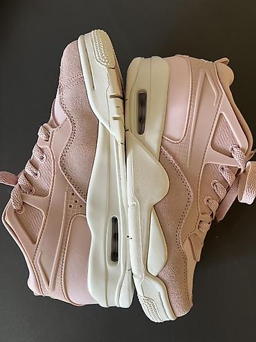 темно синего цвет с: Кроссовки, 37.5, 38, Nike, Новый, цвет - Розовый, Самовывоз, Платная доставка — 1