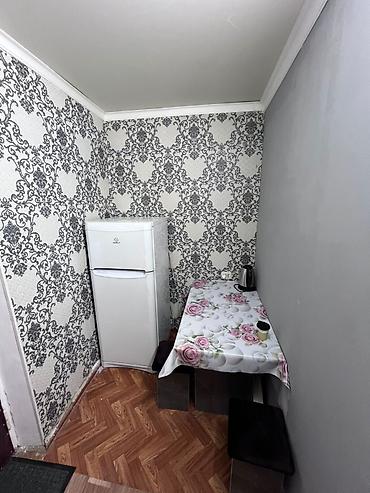 төө куш: 20 м², Жарым -жартылай эмереги бар — 4