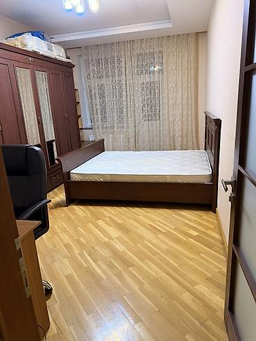 sdullar: Menzil elveriwdi yerde yerlewir Musabekov parkinin yaninda. Saki — 5