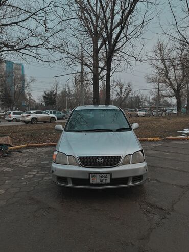 Toyota: Toyota Gaia: 2004 г., 2 л, Автомат, Бензин, Вэн/Минивэн