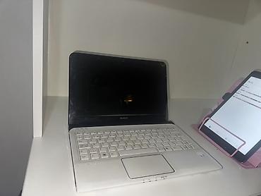 sony notebook: Sony VAIO ağ noutbuk Sarj cihazi:verilir - Model xətti: Sony VAIO (ağ — 4