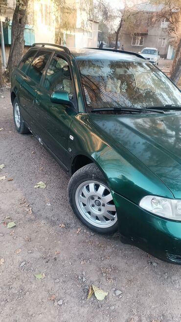 Audi: Audi A4: 2000 г., 2.4 л, Автомат, Бензин, Универсал — 5