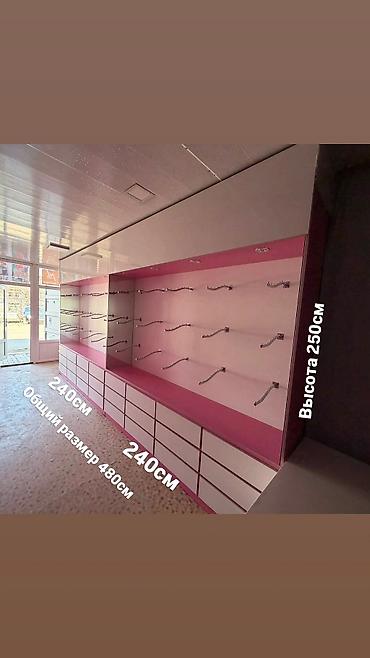 o store: Витрина Для одежды, С подсветкой, 250 см * 540480 см * 50 см, Б/у — 1