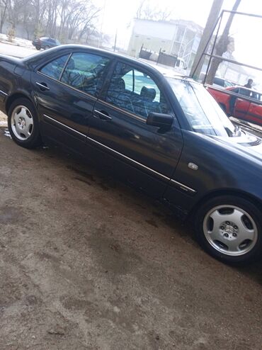 Mercedes-Benz: Mercedes-Benz E-Class: 1998 г., 3.2 л, Автомат, Бензин, Седан