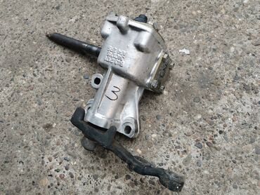 Auto delovi: Puž(glava) volana Lada 2107 Rivu, Lada 2104 Karavan, Lada 2105 br.3 — 4