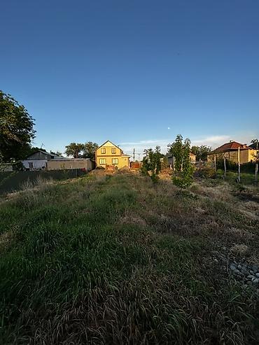 Продажа коттеджей и домов: Продаётся двухэтажный дом с приусадебным участком. Характеристики — 4